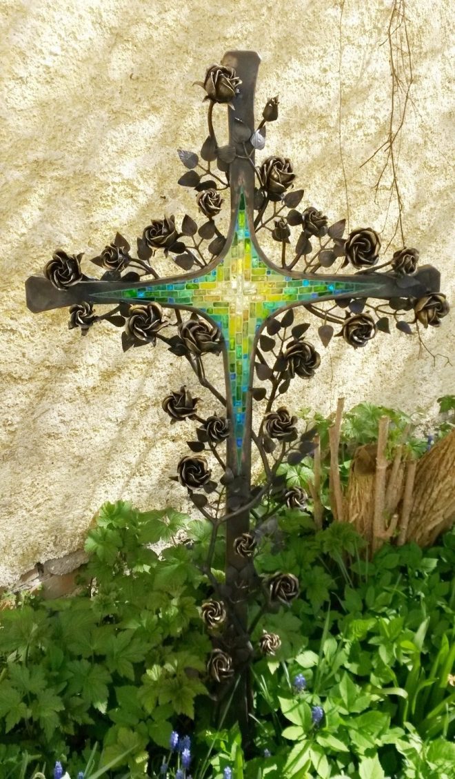 Grabkreuz - Bronze mit Mosaik